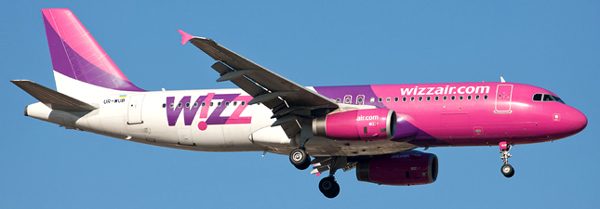 самолет Wizz Air